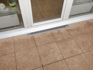 Terrassenplatten aus Beton auf Stelzlagern